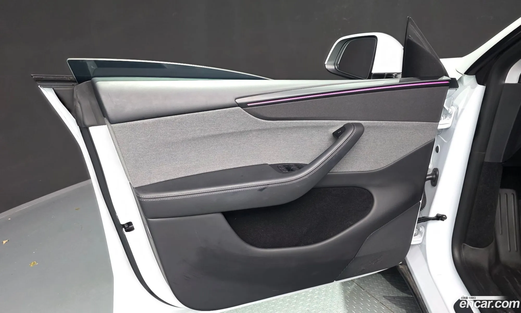 Tesla Model Y 2025 LRWYGCFJSSC045255 — 22