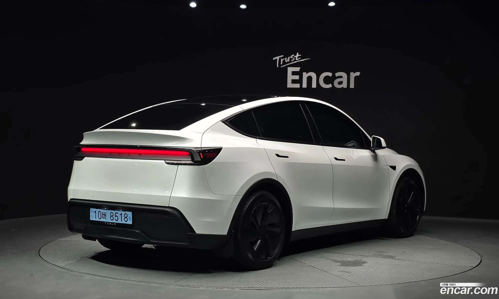 Tesla Model Y 2025 LRWYGCFJSSC045255 — 25
