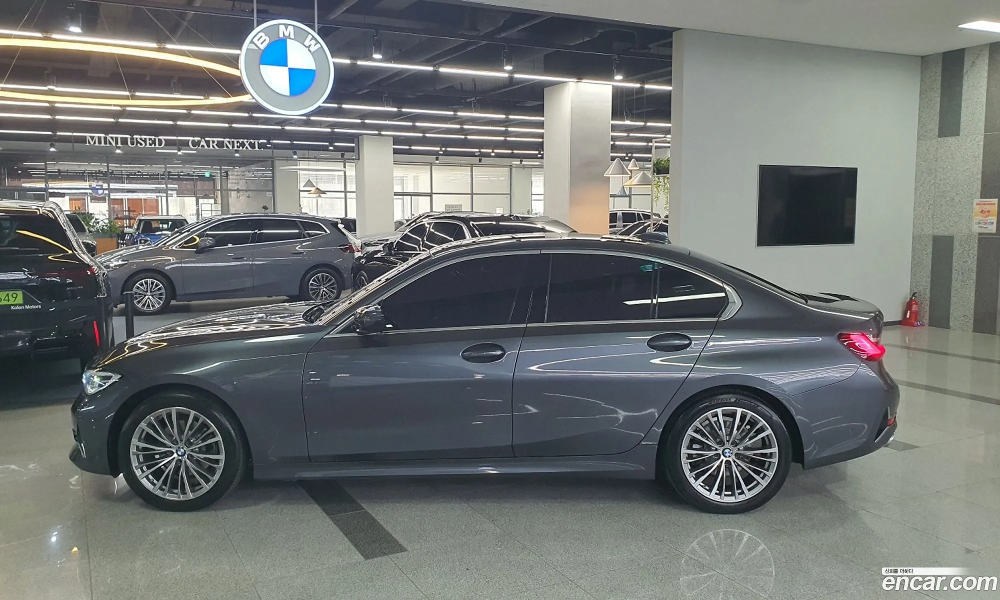 BMW 3 Series 2021 — 18