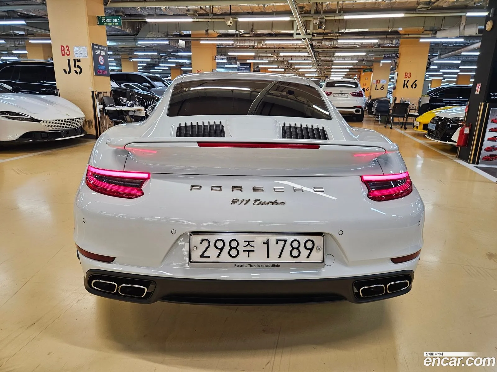 Porsche 911 2017 — 12
