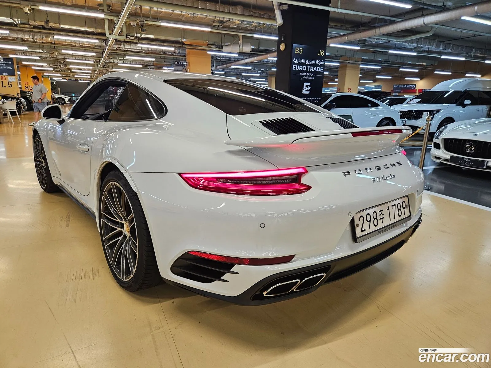 Porsche 911 2017 — 16