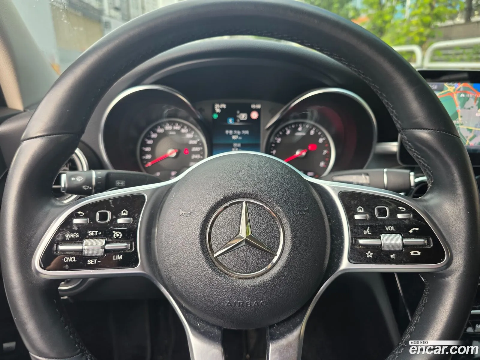 Mercedes-Benz C-Class W205 2020 — 14