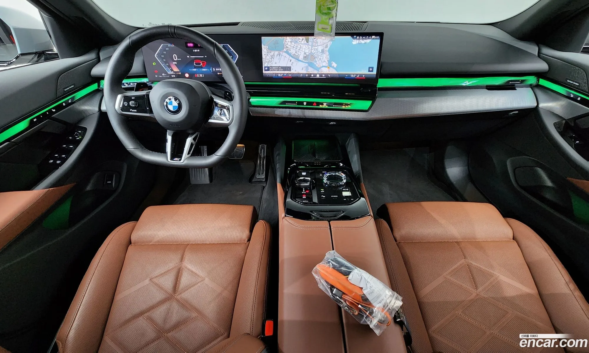 BMW 5 Series 2025 WBA51FJ07SCV32929 — 17
