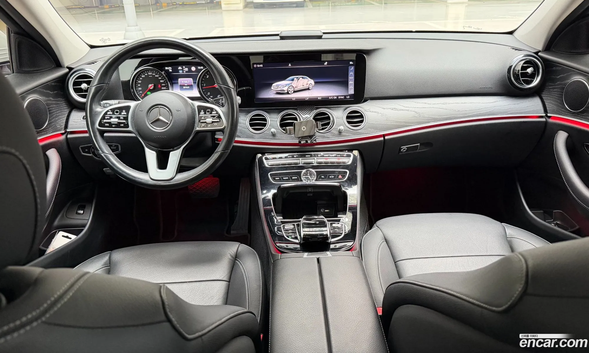 Mercedes-Benz E-Class W213 2019 — 10