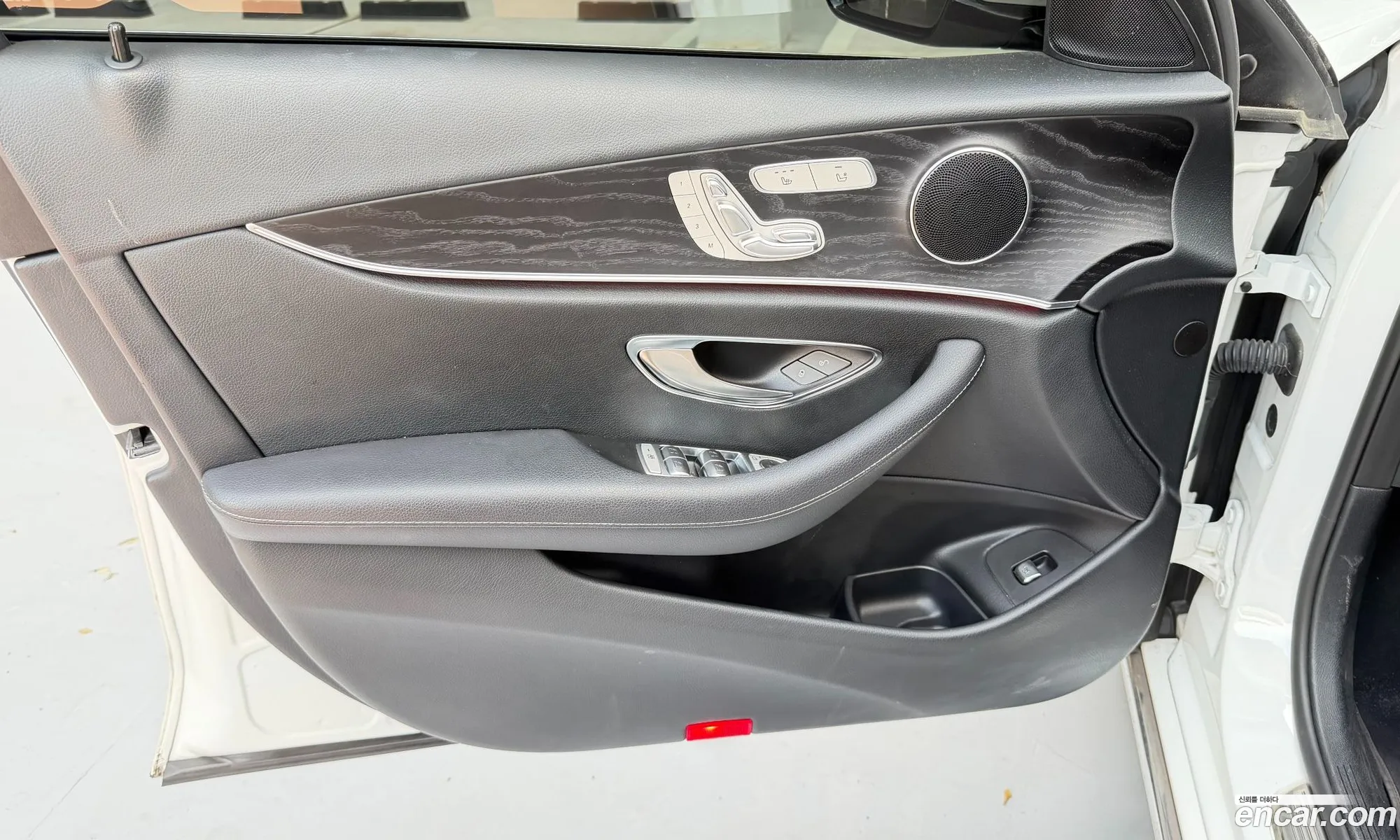Mercedes-Benz E-Class W213 2019 — 18