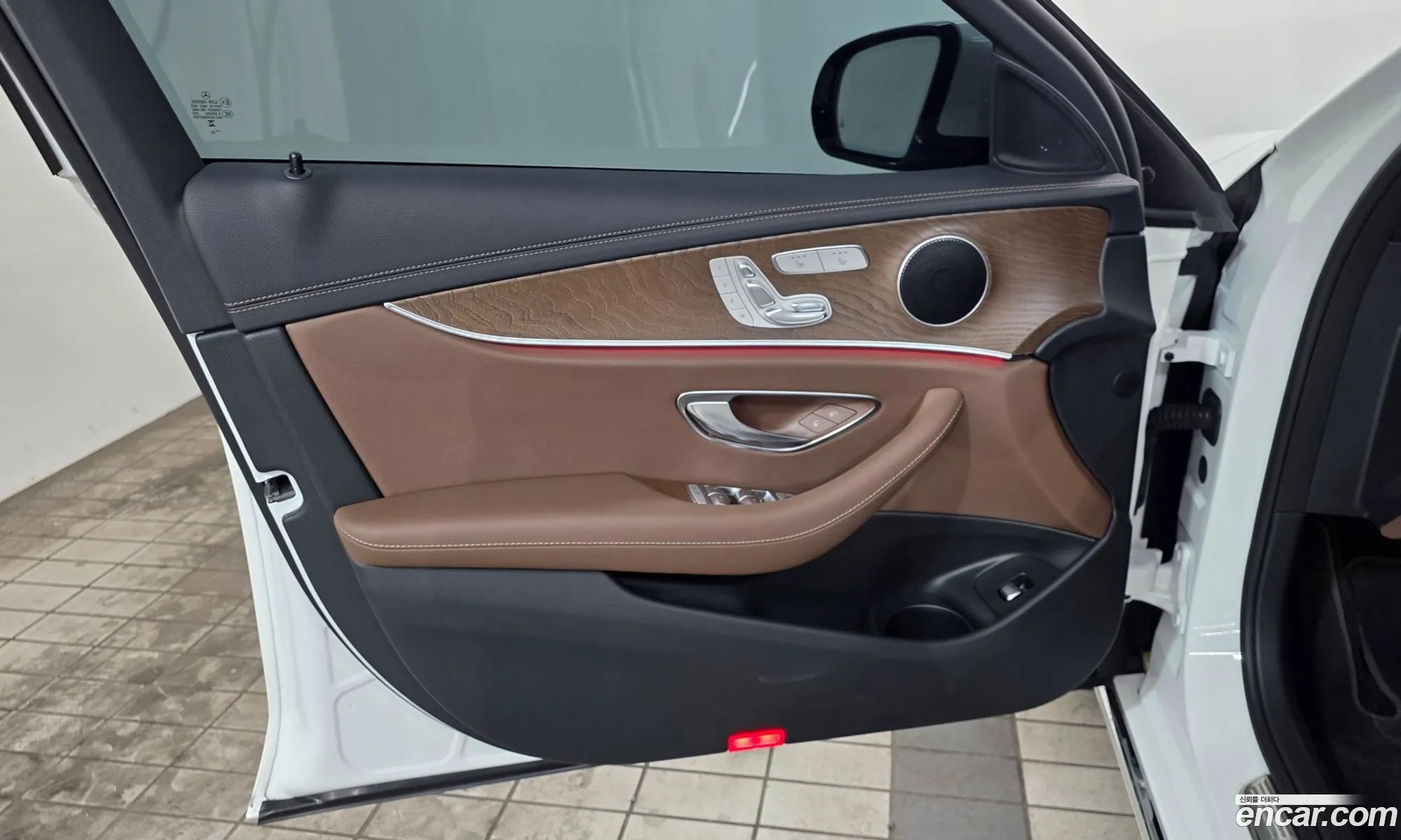 Mercedes-Benz E-Class W213 2023 — 13