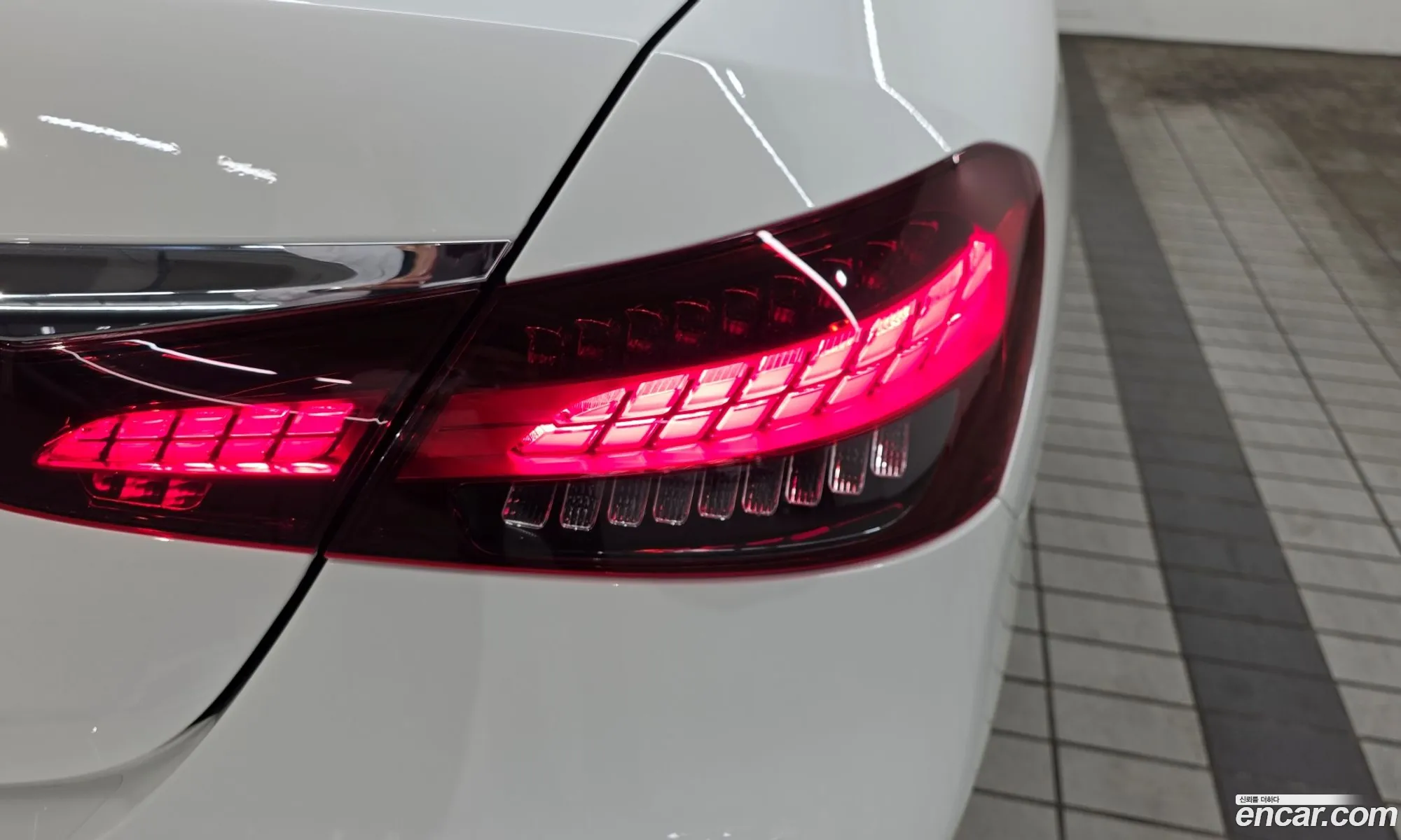 Mercedes-Benz E-Class W213 2023 — 17