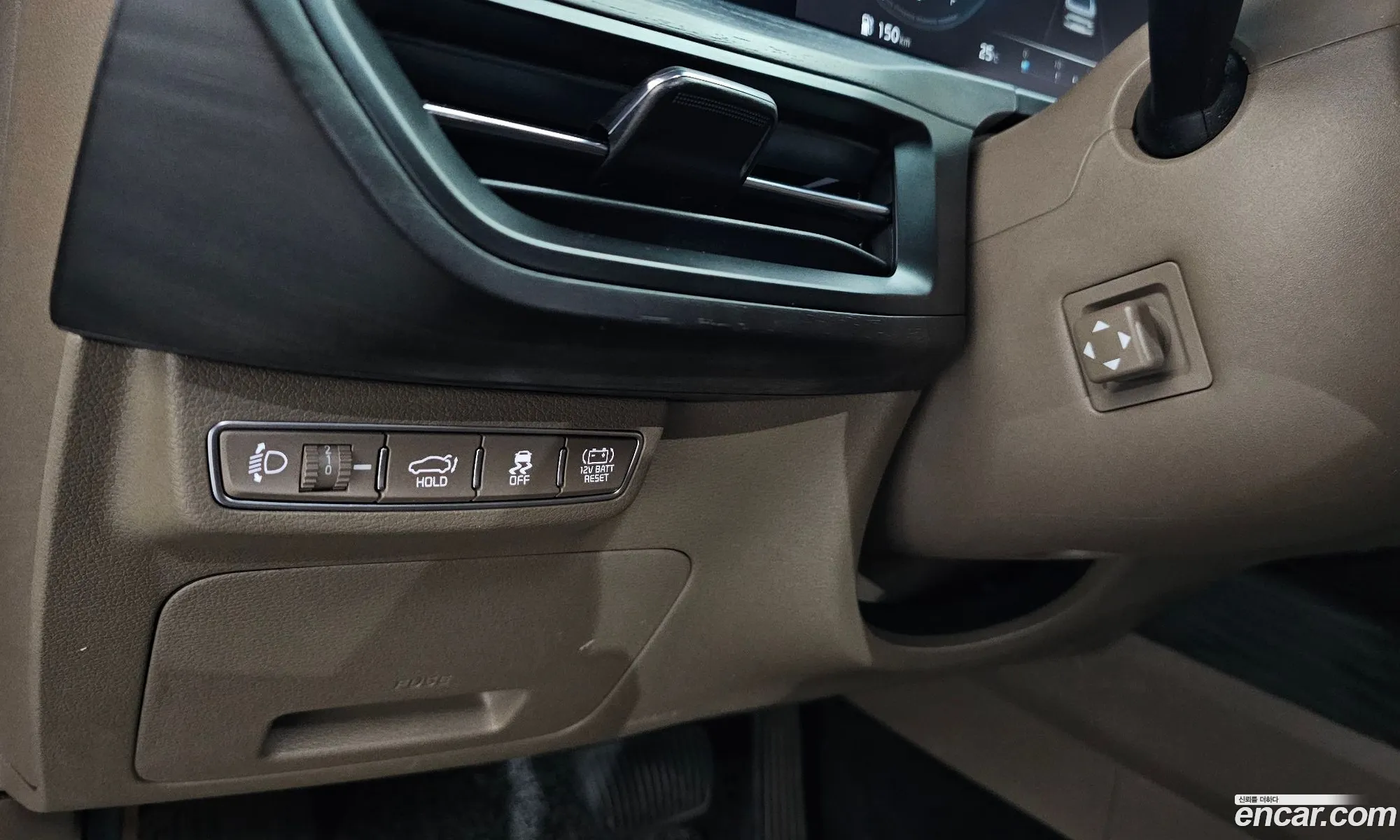Kia K8 Hybrid 2022 — 19