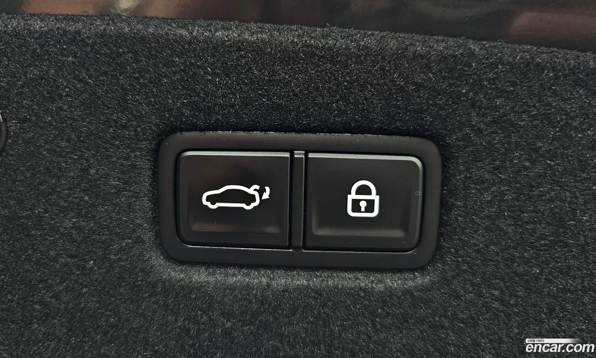 Kia K8 Hybrid 2022 — 28
