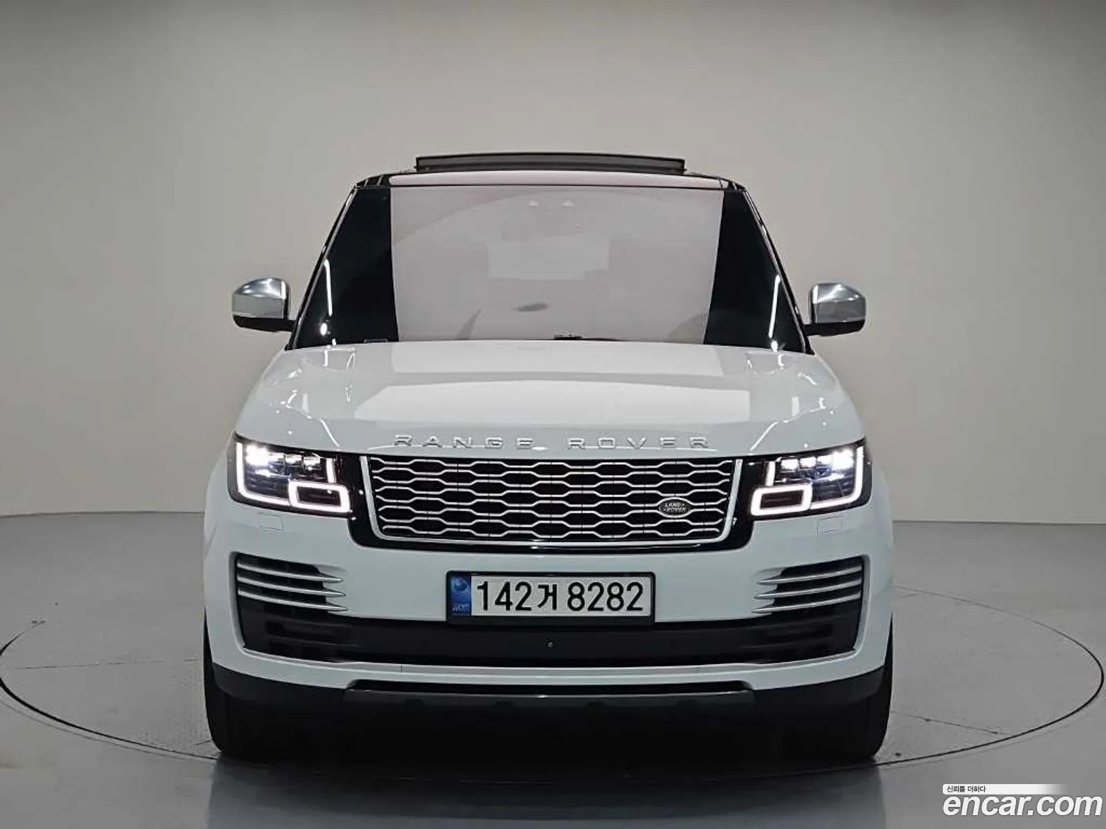 Land Rover Range Rover 2018 — 16