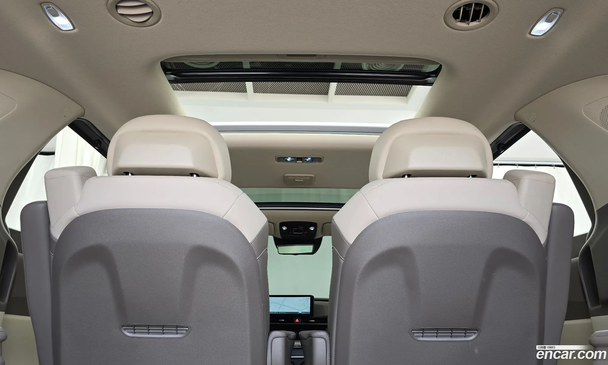 Kia Carnival 2024 — 9