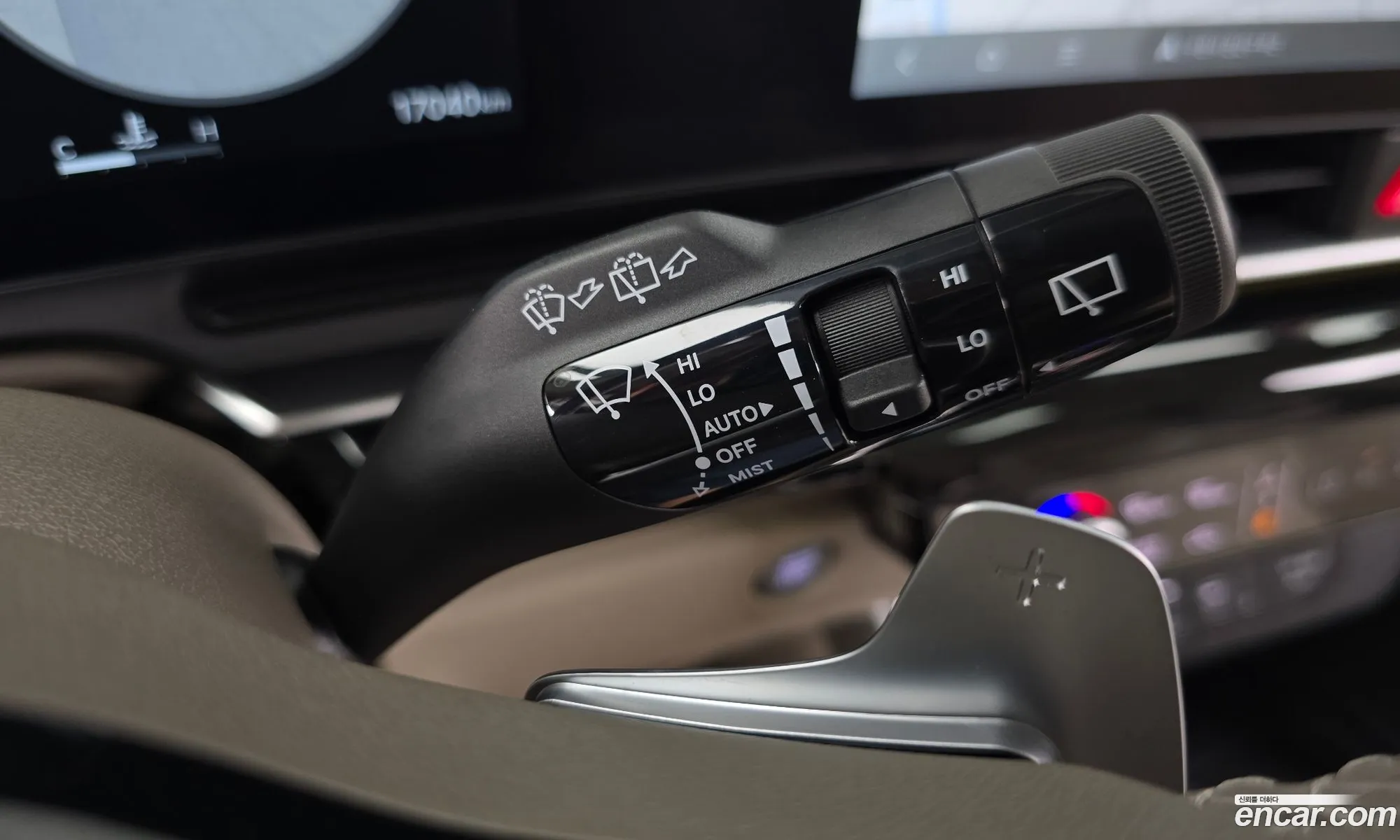 Kia Carnival 2024 — 23