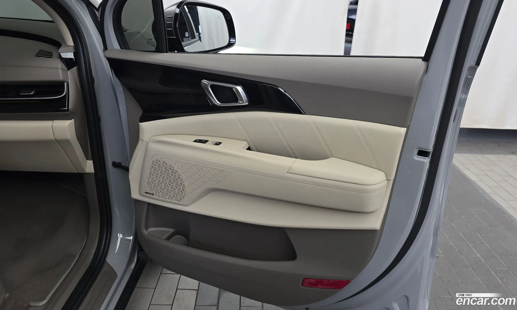 Kia Carnival 2024 — 33