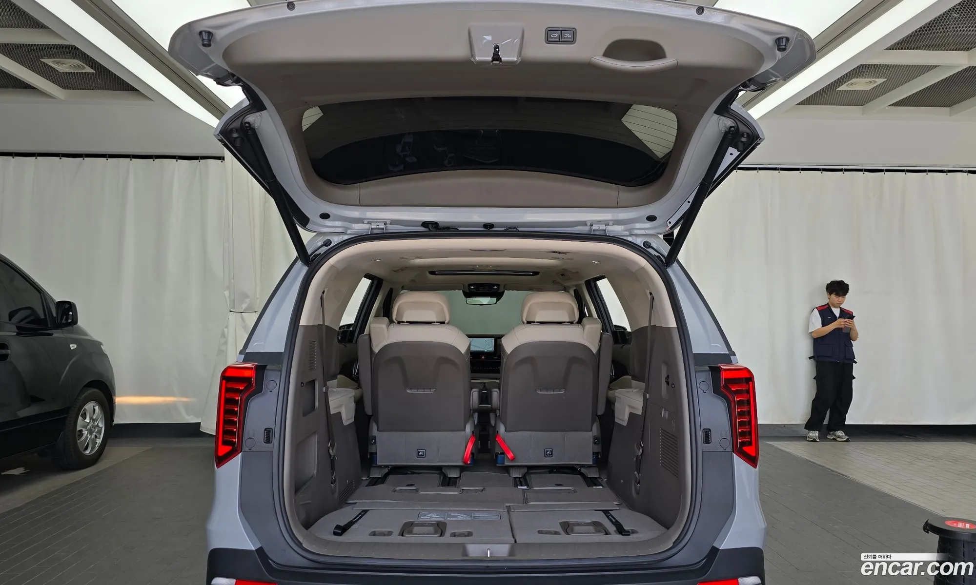Kia Carnival 2024 — 13