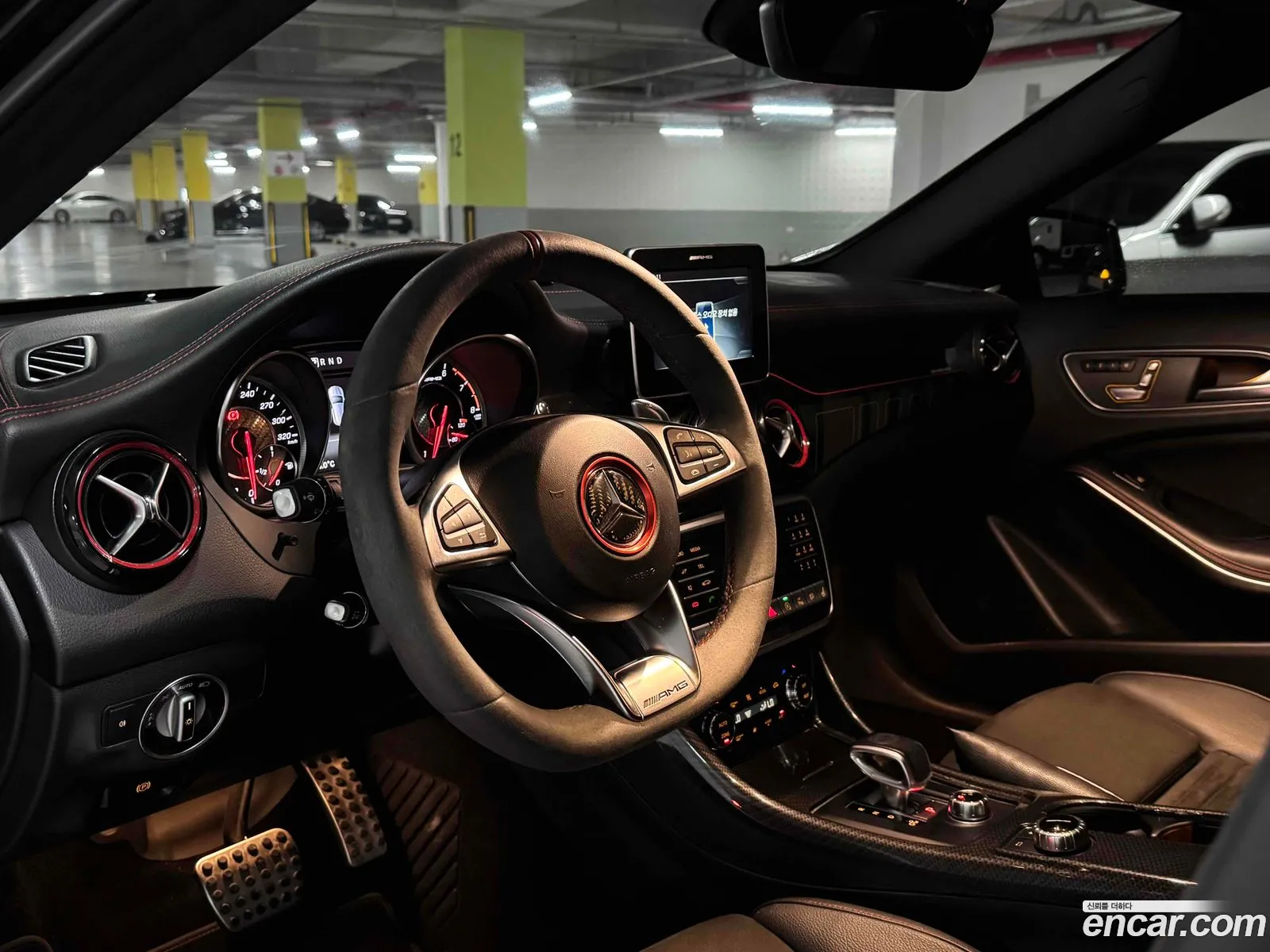 Mercedes-Benz GLA-Class X156 2018 — 12