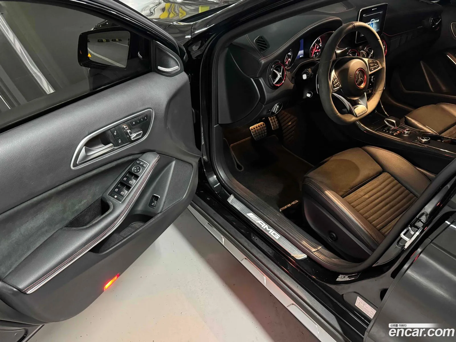 Mercedes-Benz GLA-Class X156 2018 — 18