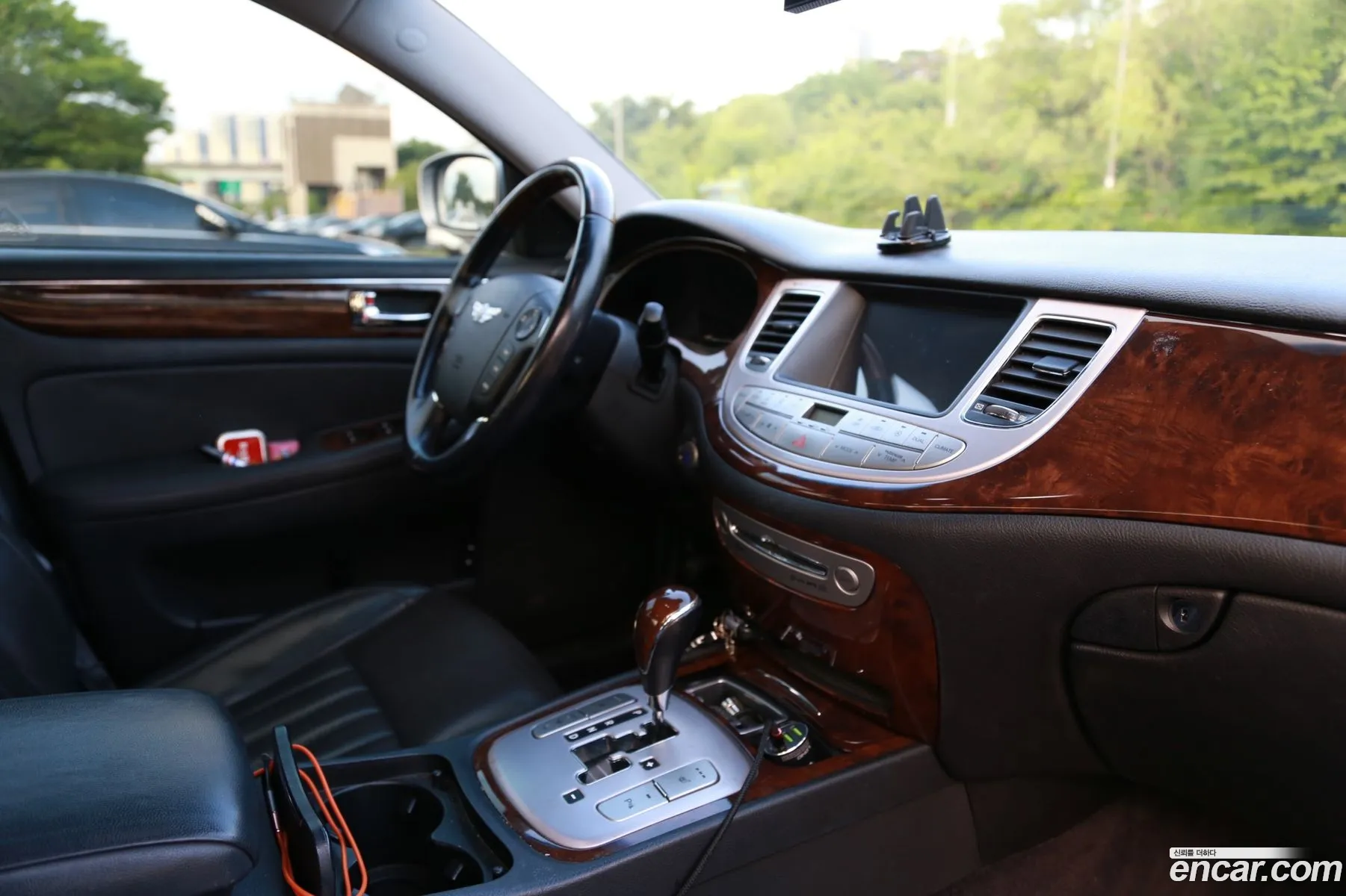 Hyundai Genesis 2010 — 6