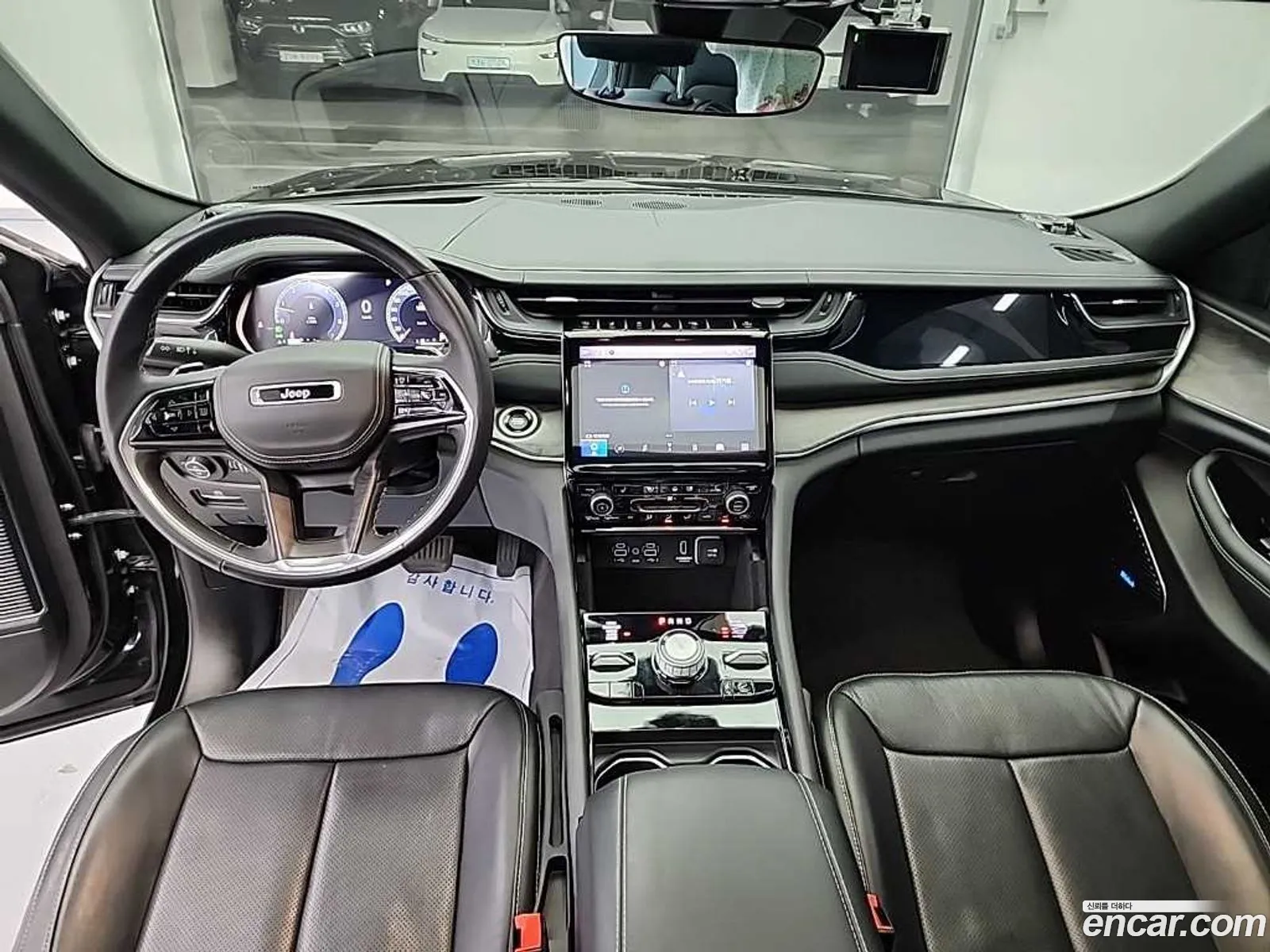 Jeep Grand Cherokee 2022 — 2