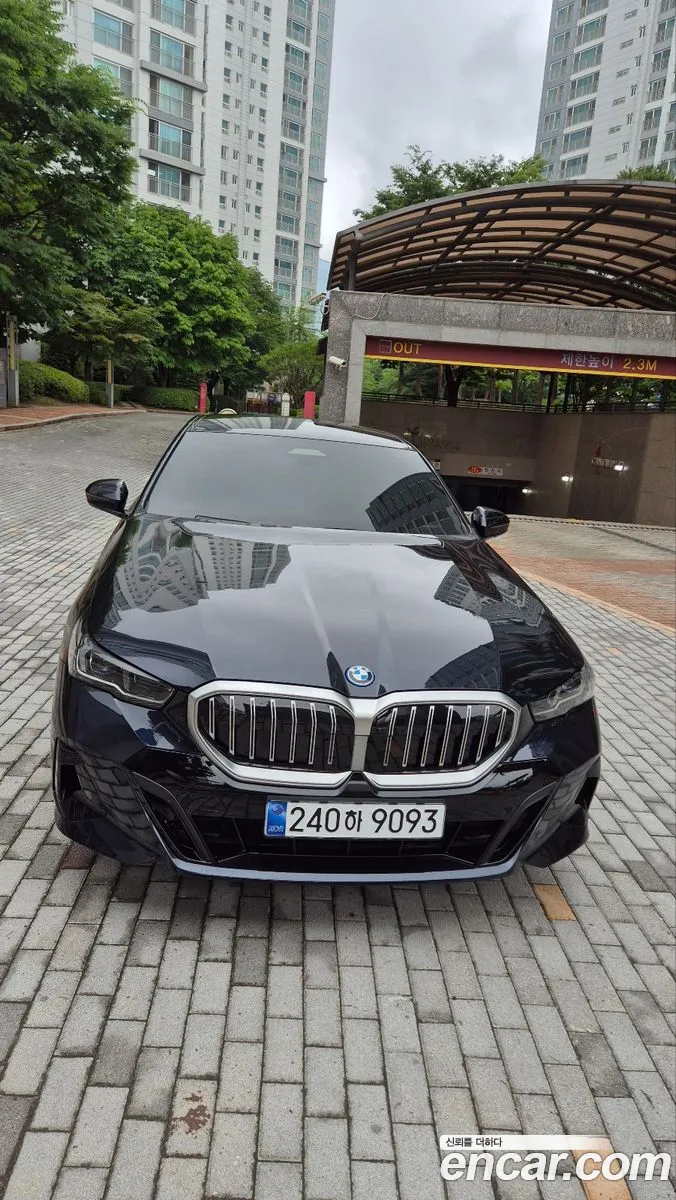 BMW 5 Series 2026 — 4