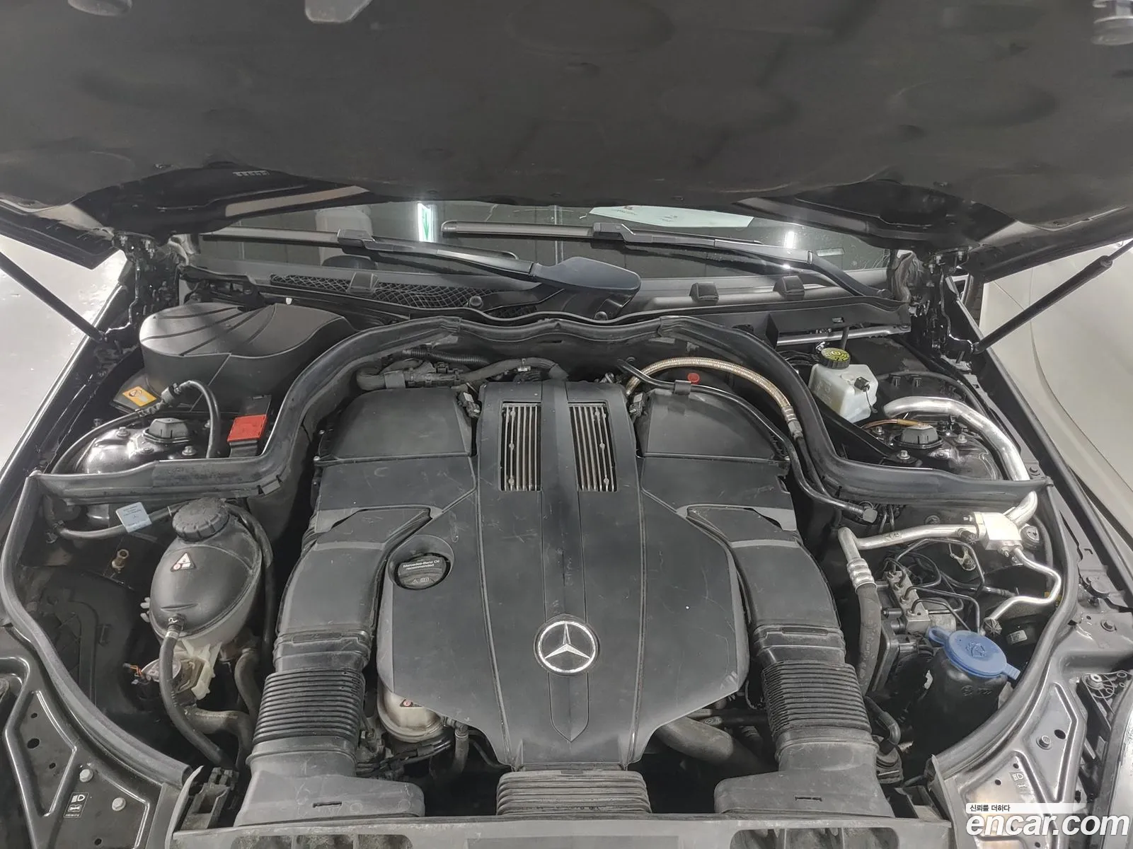 Mercedes-Benz E-Class W212 2015 — 13