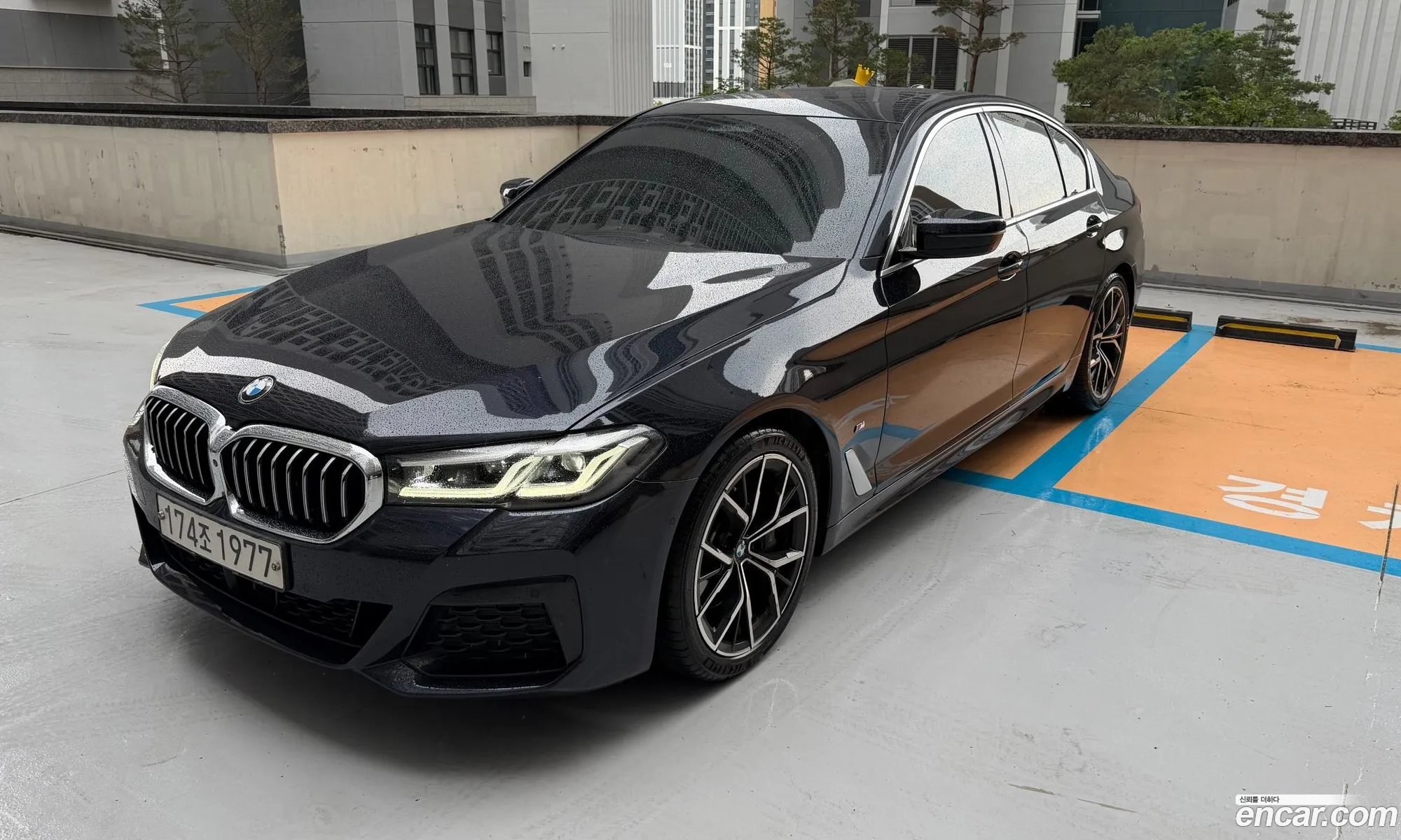 BMW 5 Series 2021 — 18