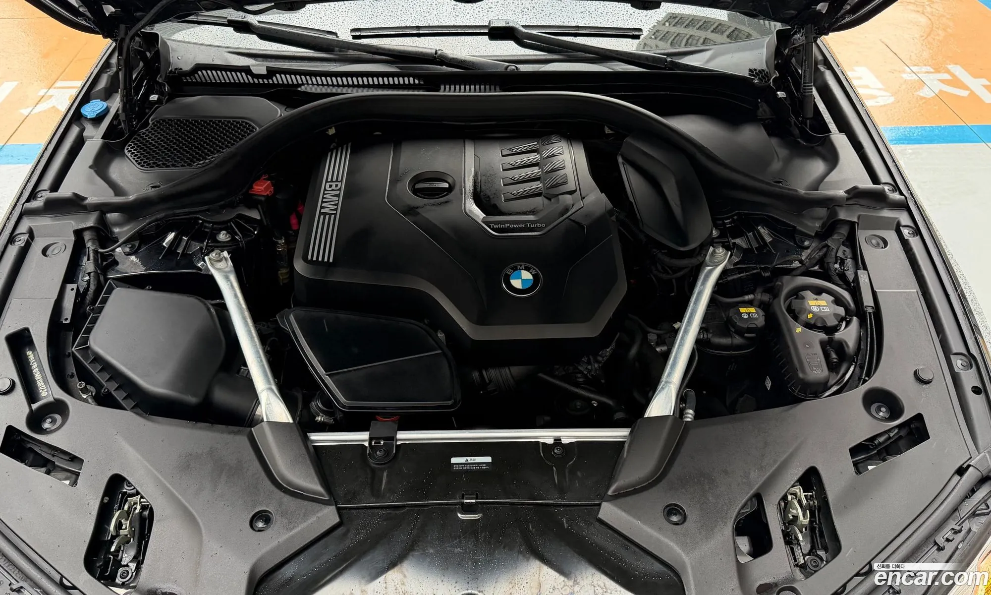 BMW 5 Series 2021 — 17