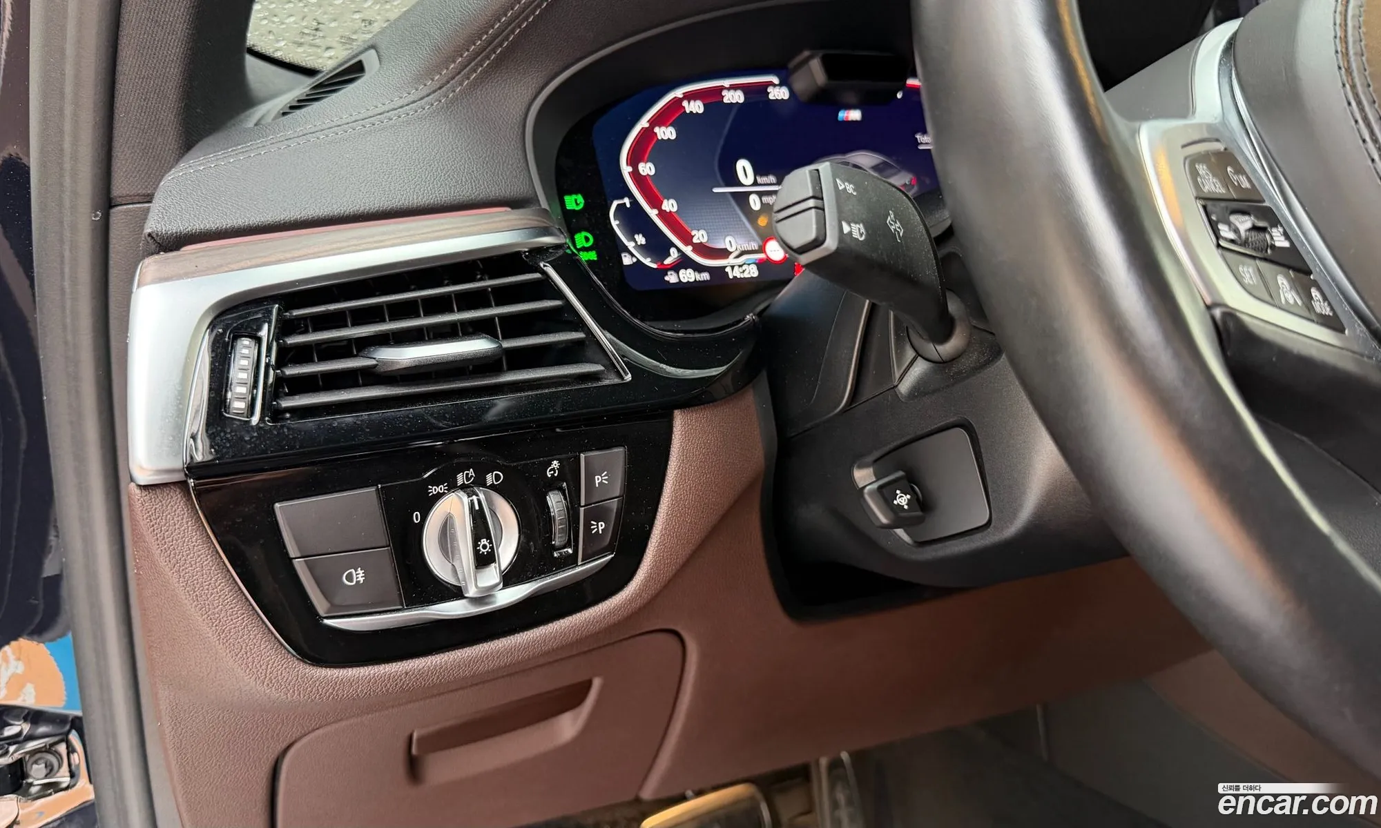 BMW 5 Series 2021 — 19