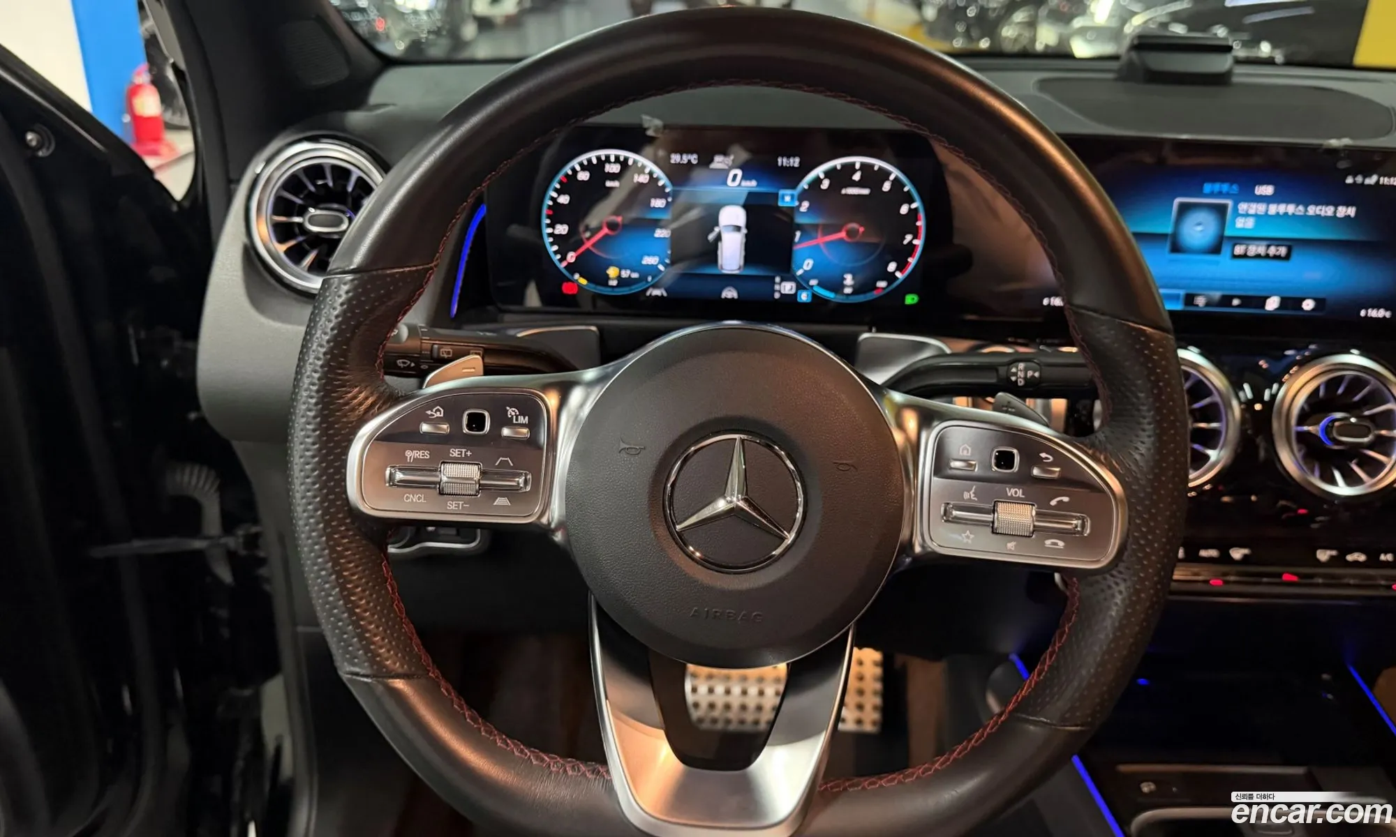 Mercedes-Benz GLB-Class X247 2023 — 10