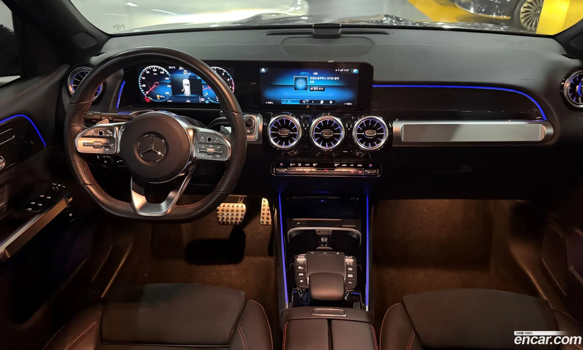 Mercedes-Benz GLB-Class X247 2023 — 19