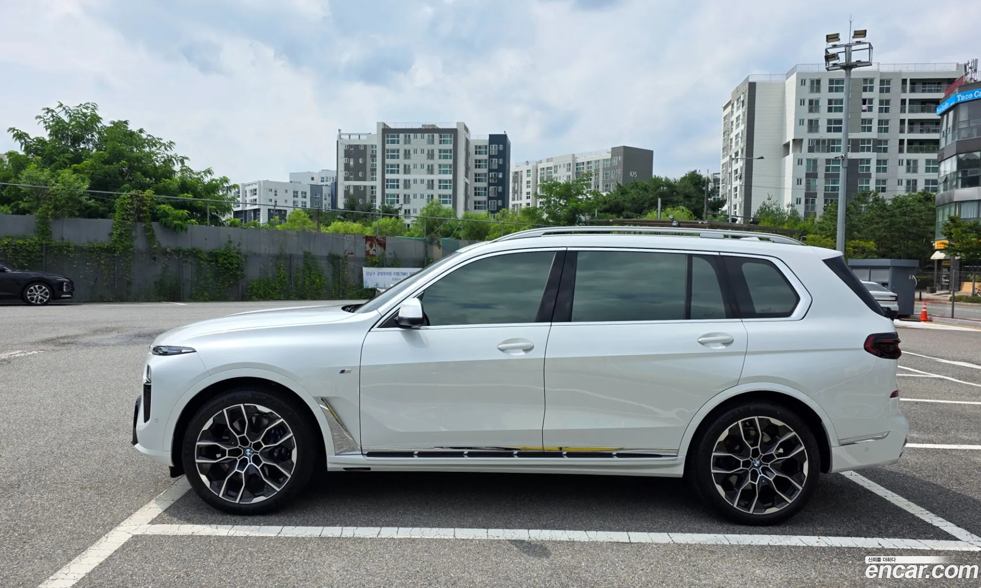 BMW X7 2025 — 13