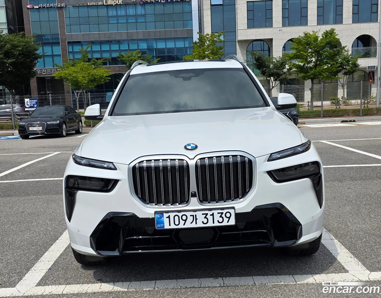 BMW X7 2025 — 9