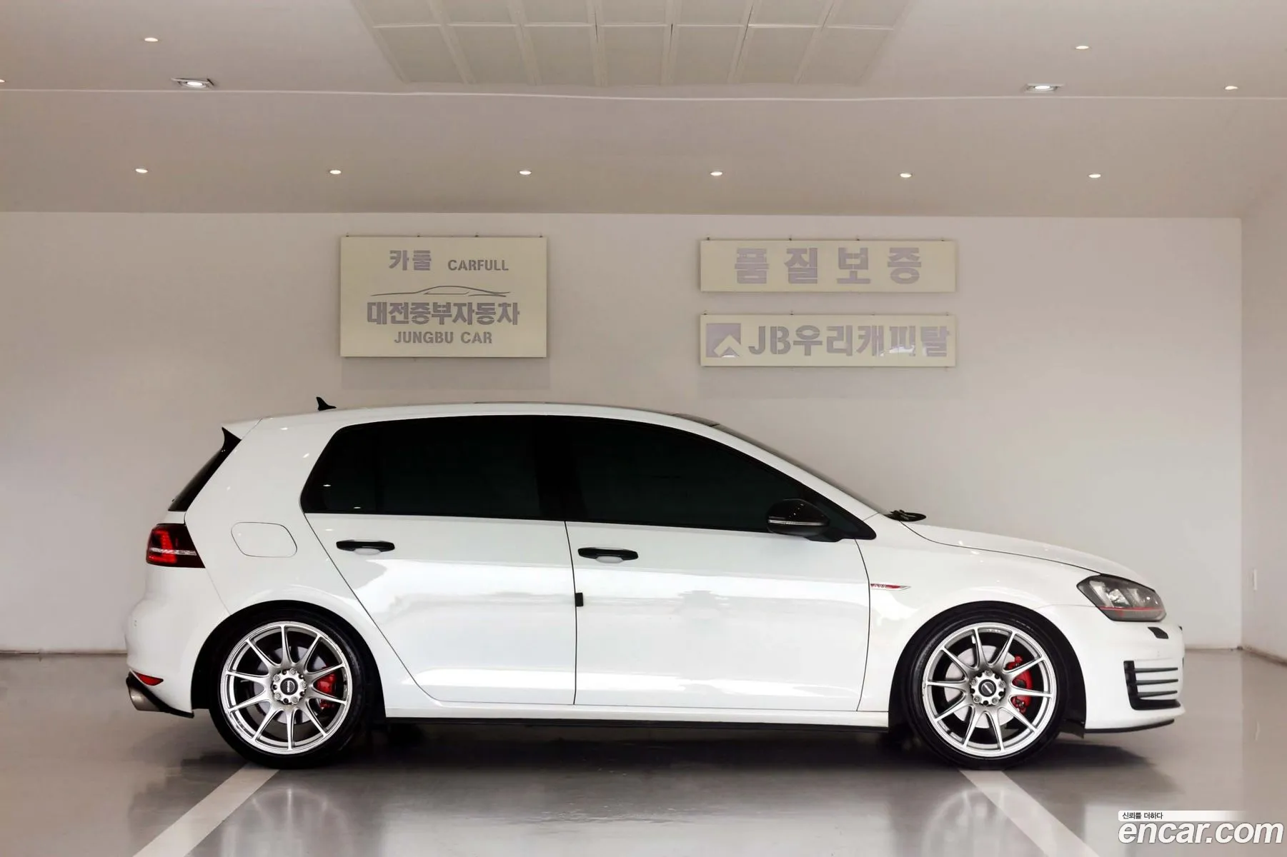 Volkswagen Golf 7th Gen 2014 — 14