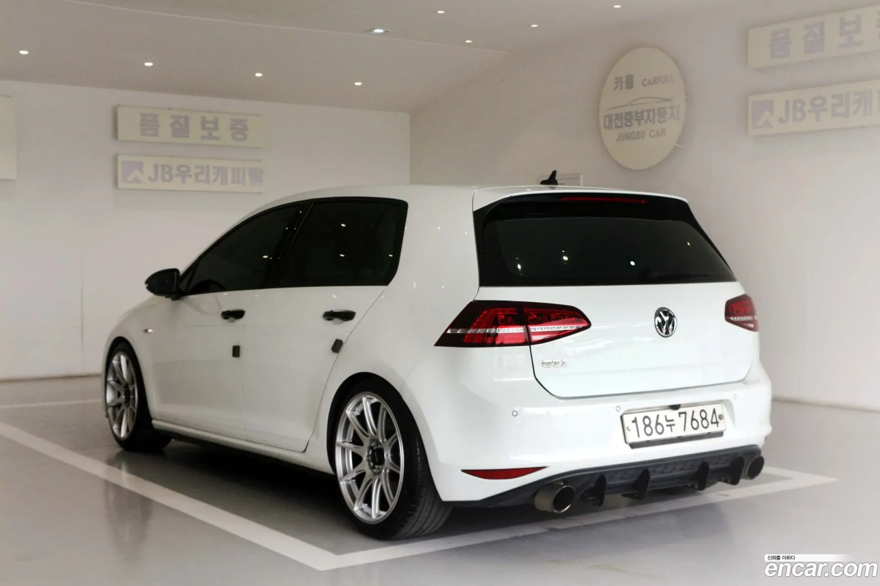 Volkswagen Golf 7th Gen 2014 — 18