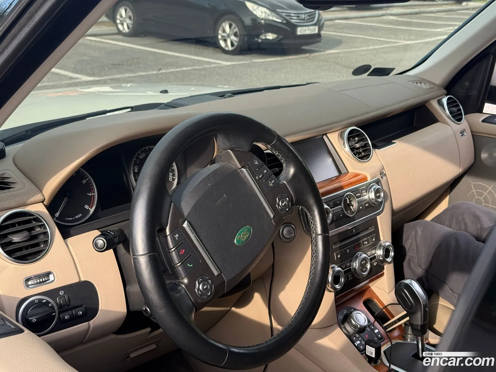Land Rover Discovery 4