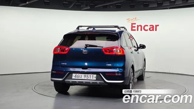 Kia Niro 2017 — 3