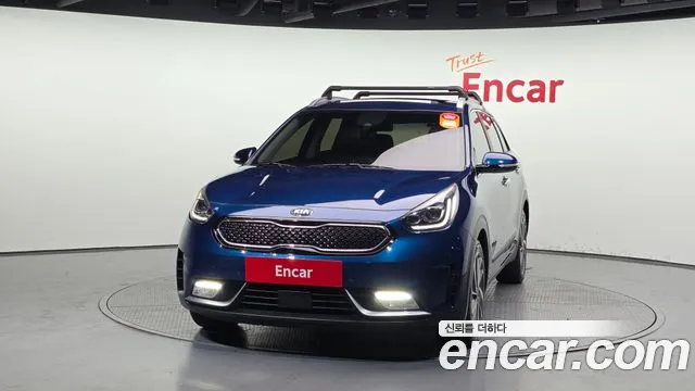 Kia Niro 2017 — 2