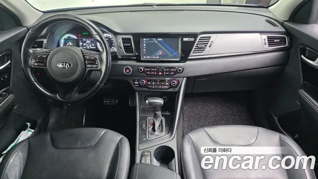 Kia Niro 2017 — 4