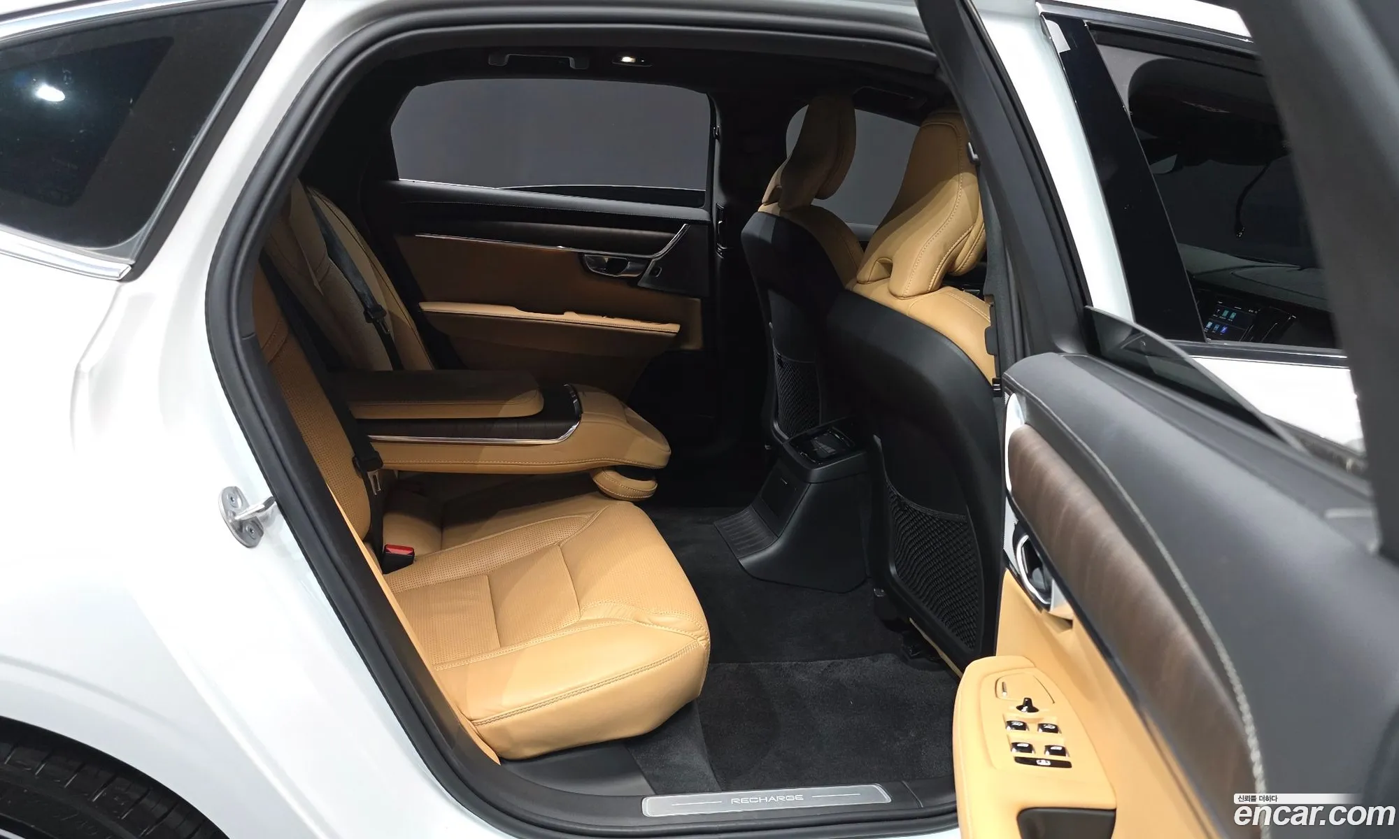 Volvo S90 2022 — 13