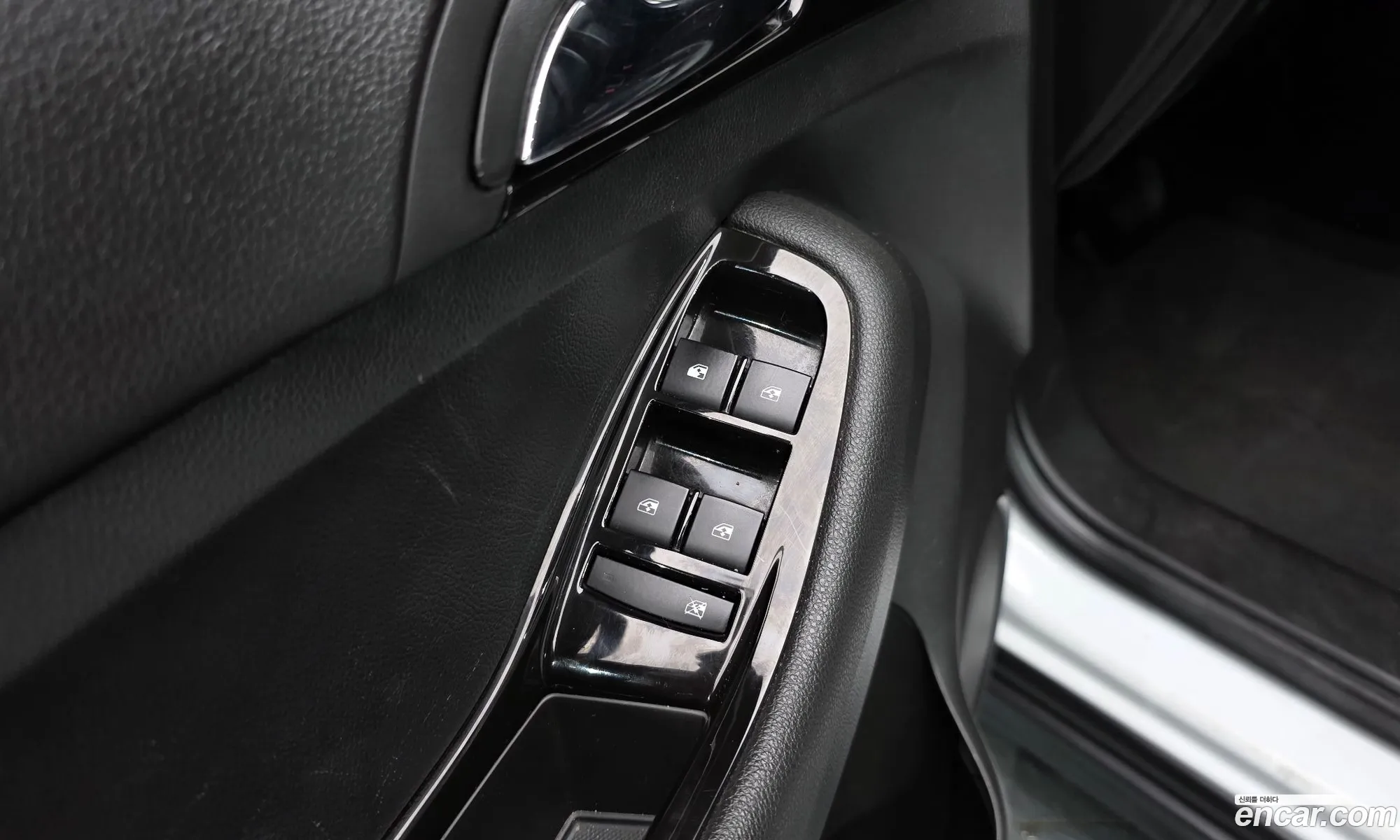 Chevrolet (GM Daewoo) Orlando 2015 — 4