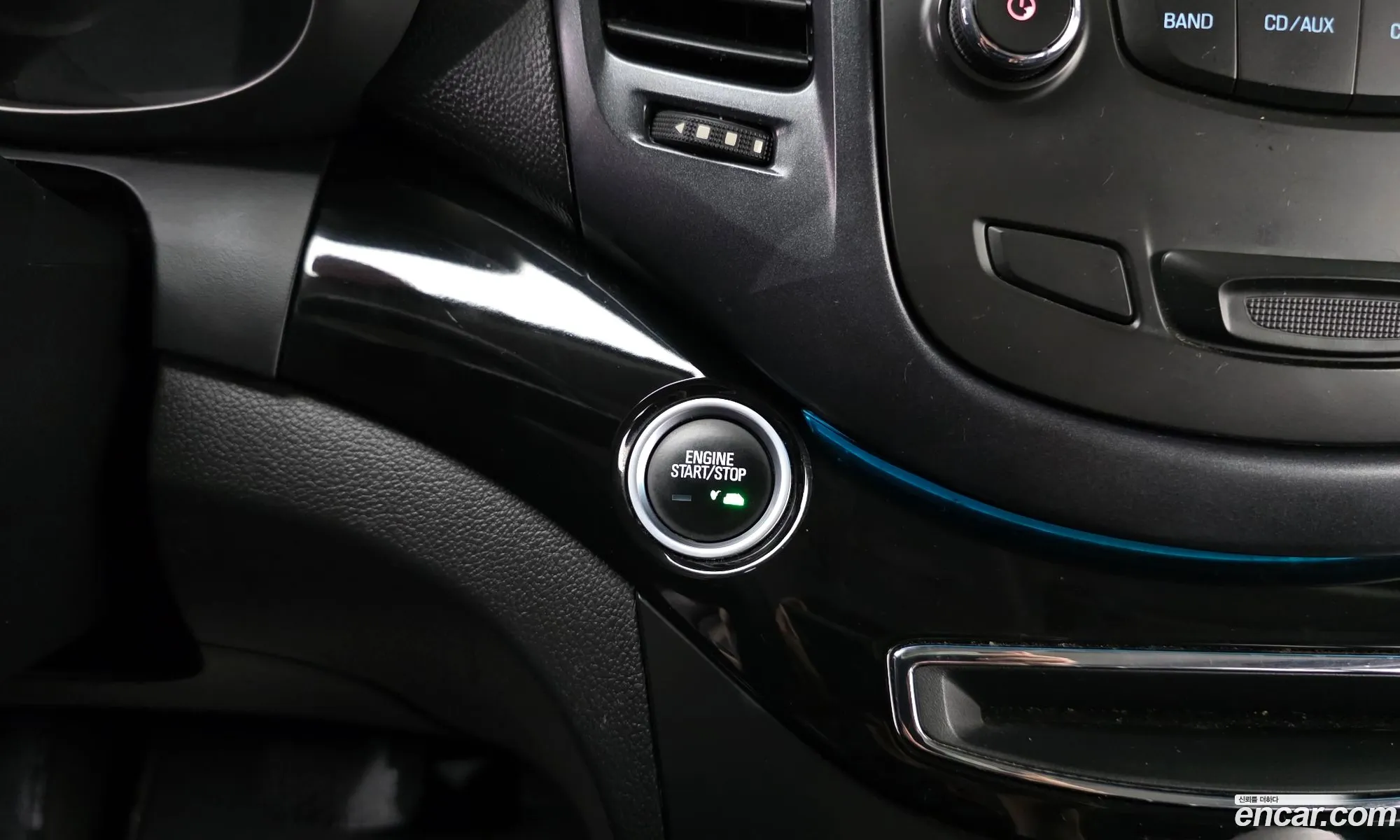 Chevrolet (GM Daewoo) Orlando 2015 — 28
