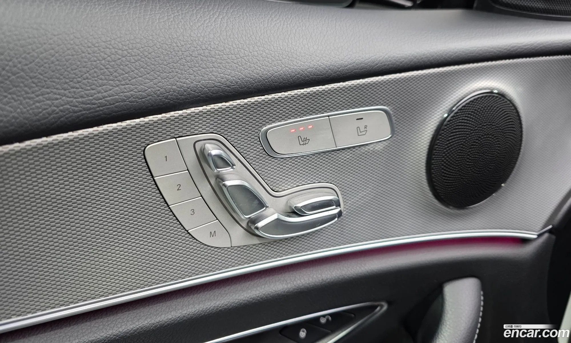 Mercedes-Benz E-Class W213 2018 WDDZF4CB4JA425734 — 10