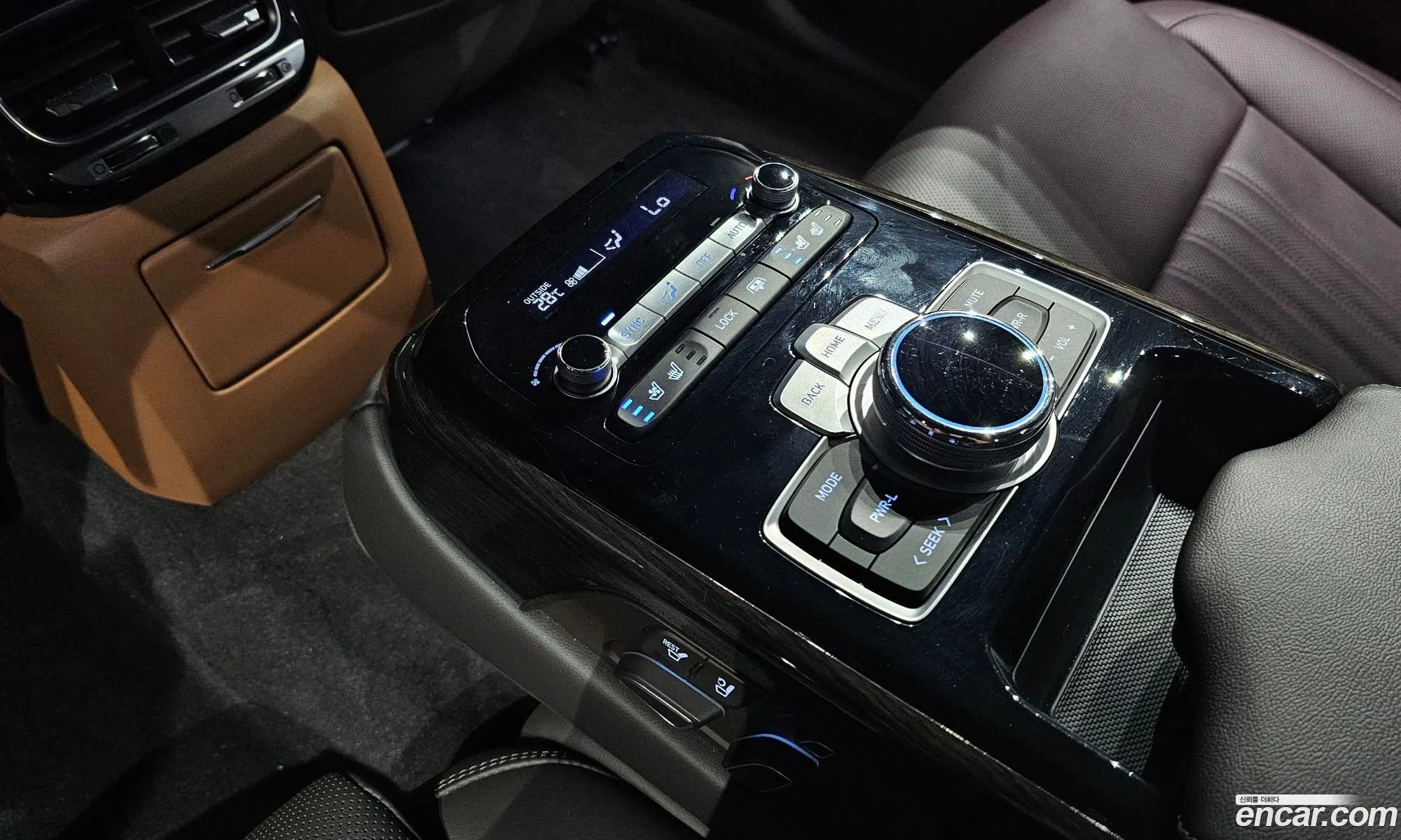 Genesis G90 2020 — 2
