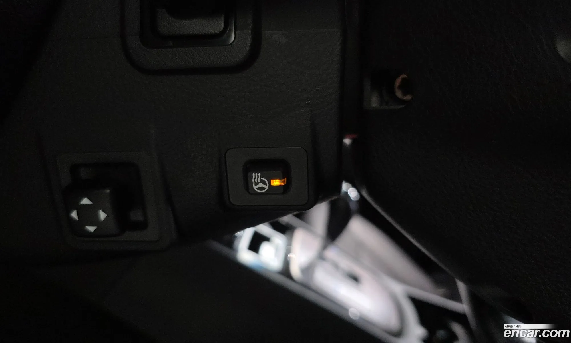 Hyundai Genesis 2011 — 13