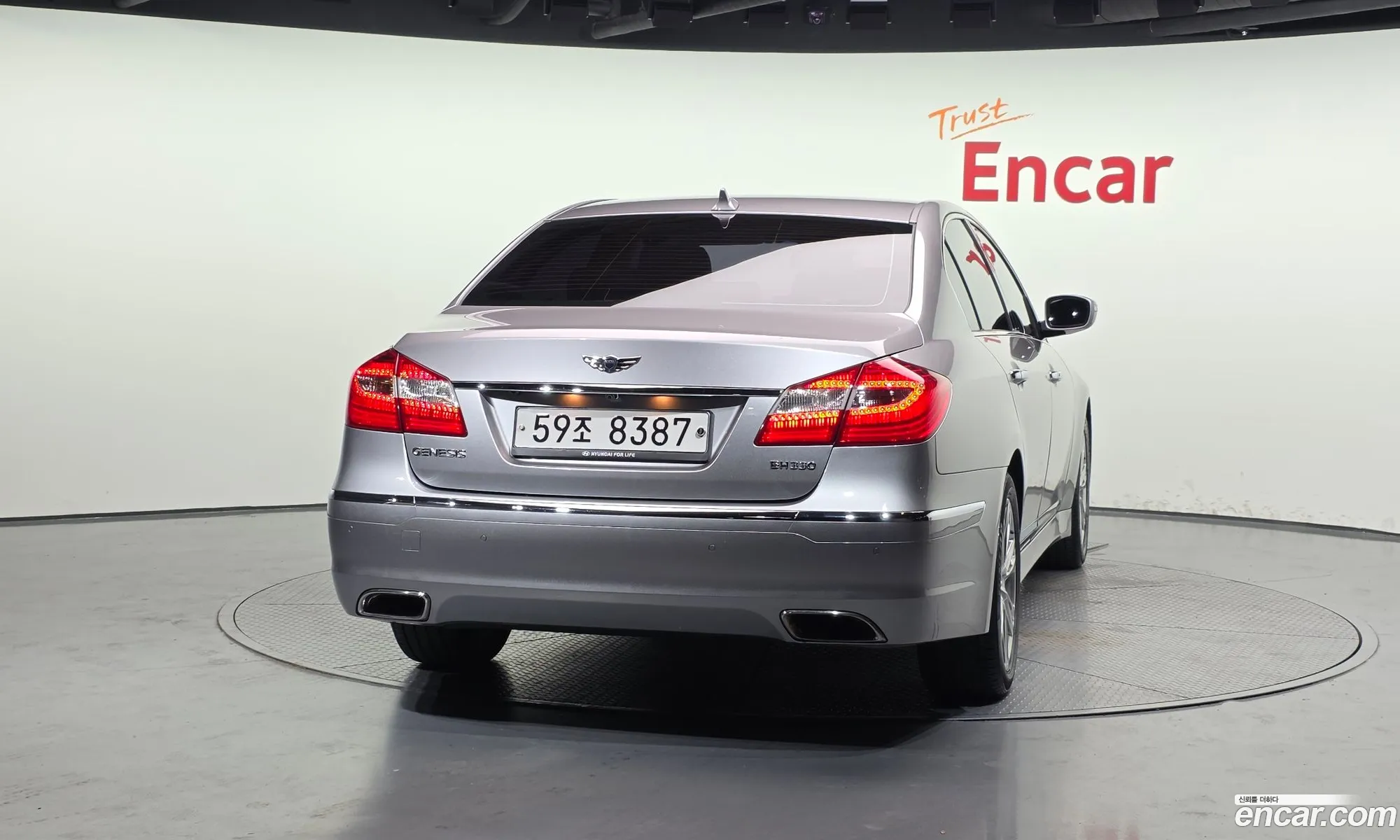 Hyundai Genesis 2011 — 14