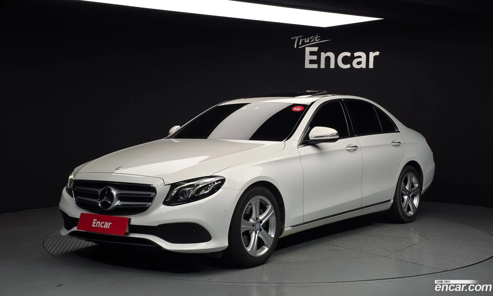 Mercedes-Benz E-Class W213 2017 — 6