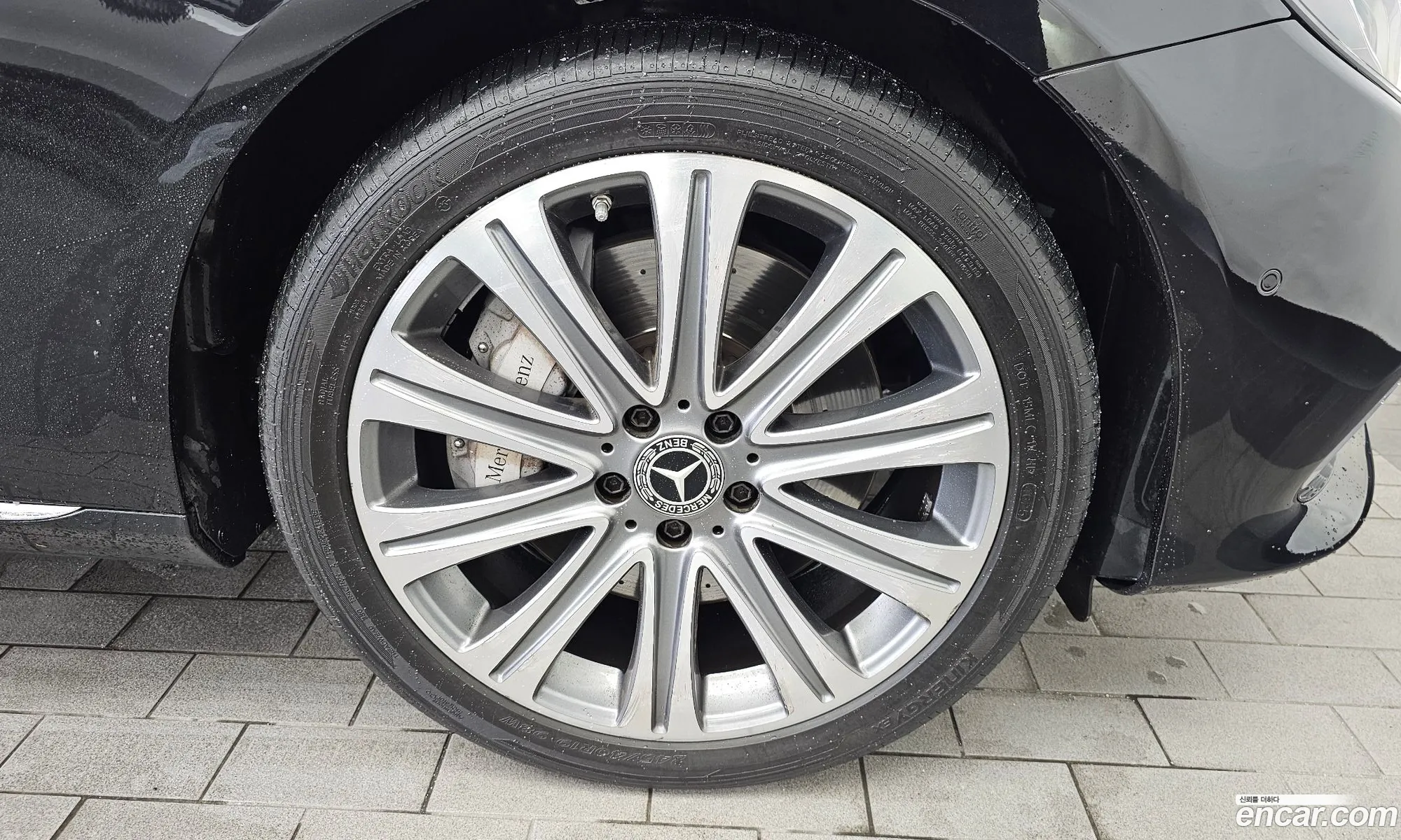 Mercedes-Benz E-Class W213 2019 WDDZF6JB9KA587021 — 17