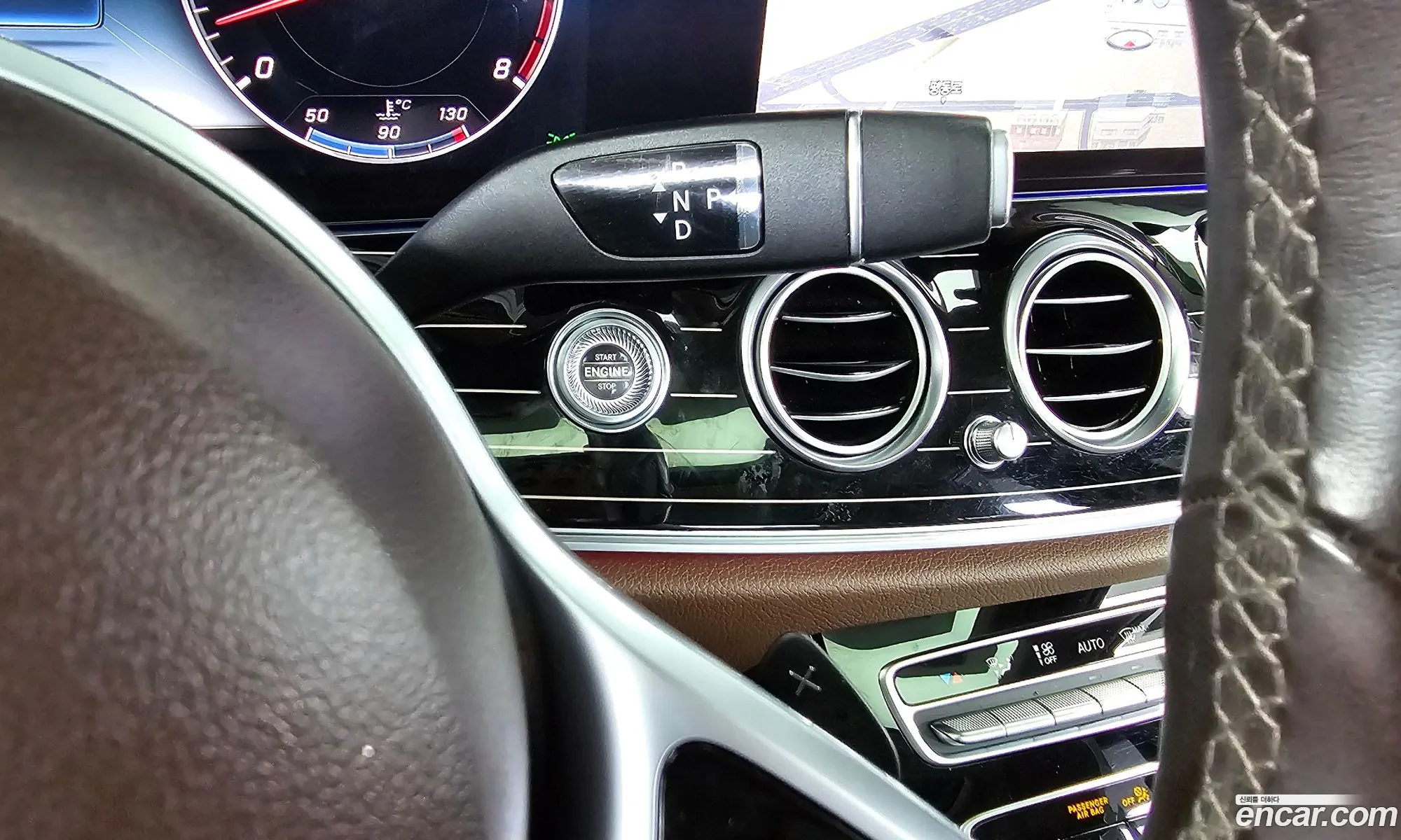 Mercedes-Benz E-Class W213 2019 WDDZF6JB9KA587021 — 26