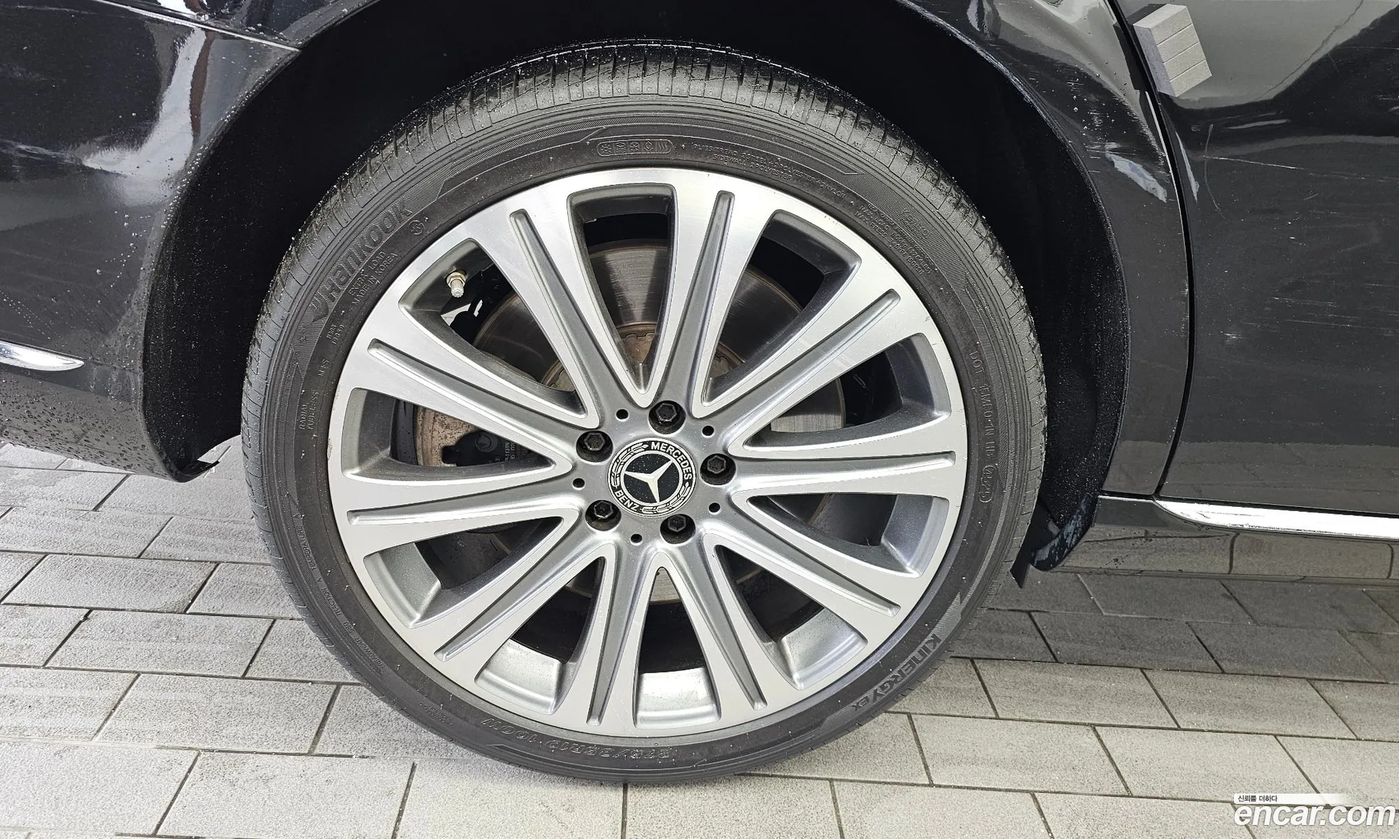 Mercedes-Benz E-Class W213 2019 WDDZF6JB9KA587021 — 25