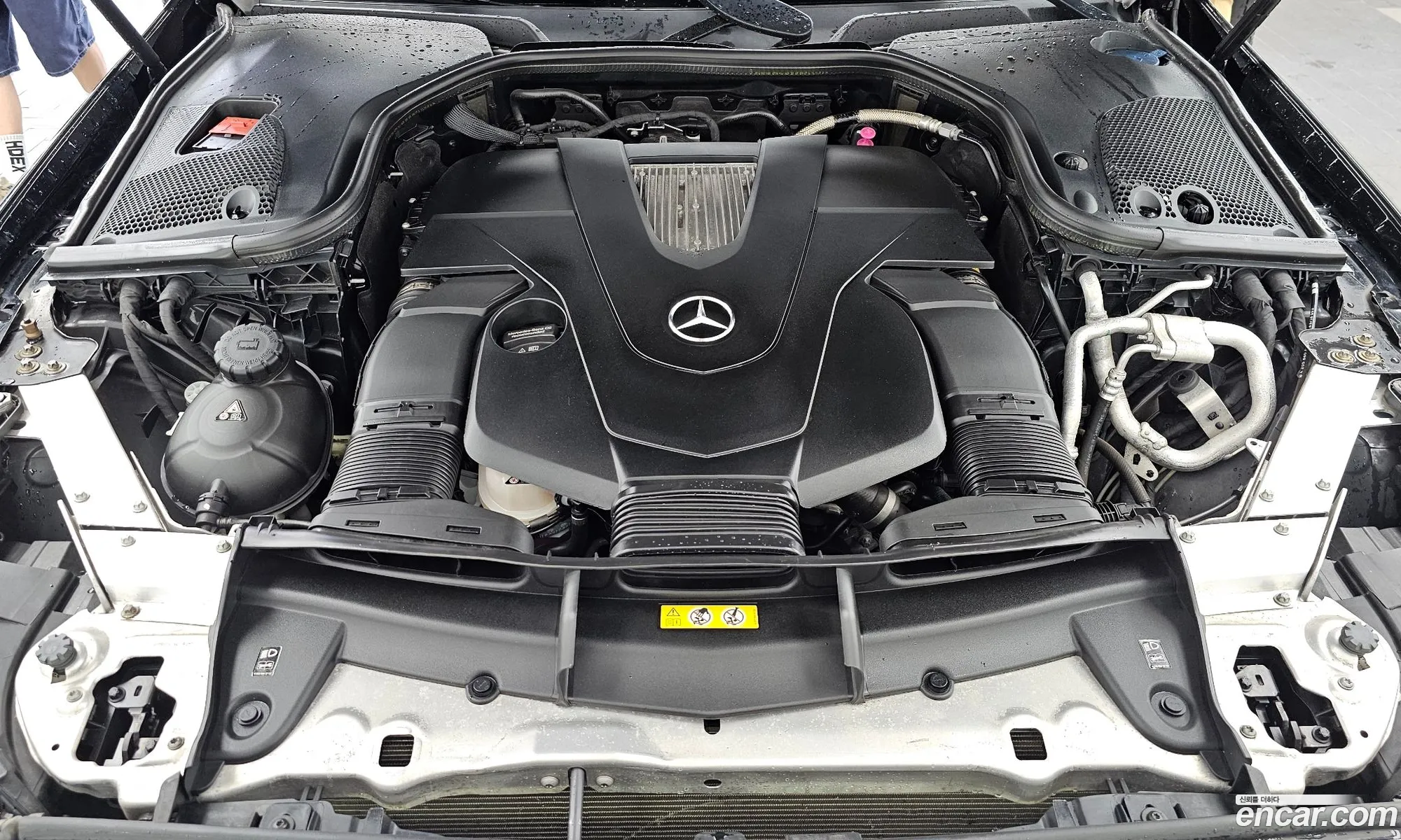 Mercedes-Benz E-Class W213 2019 WDDZF6JB9KA587021 — 23