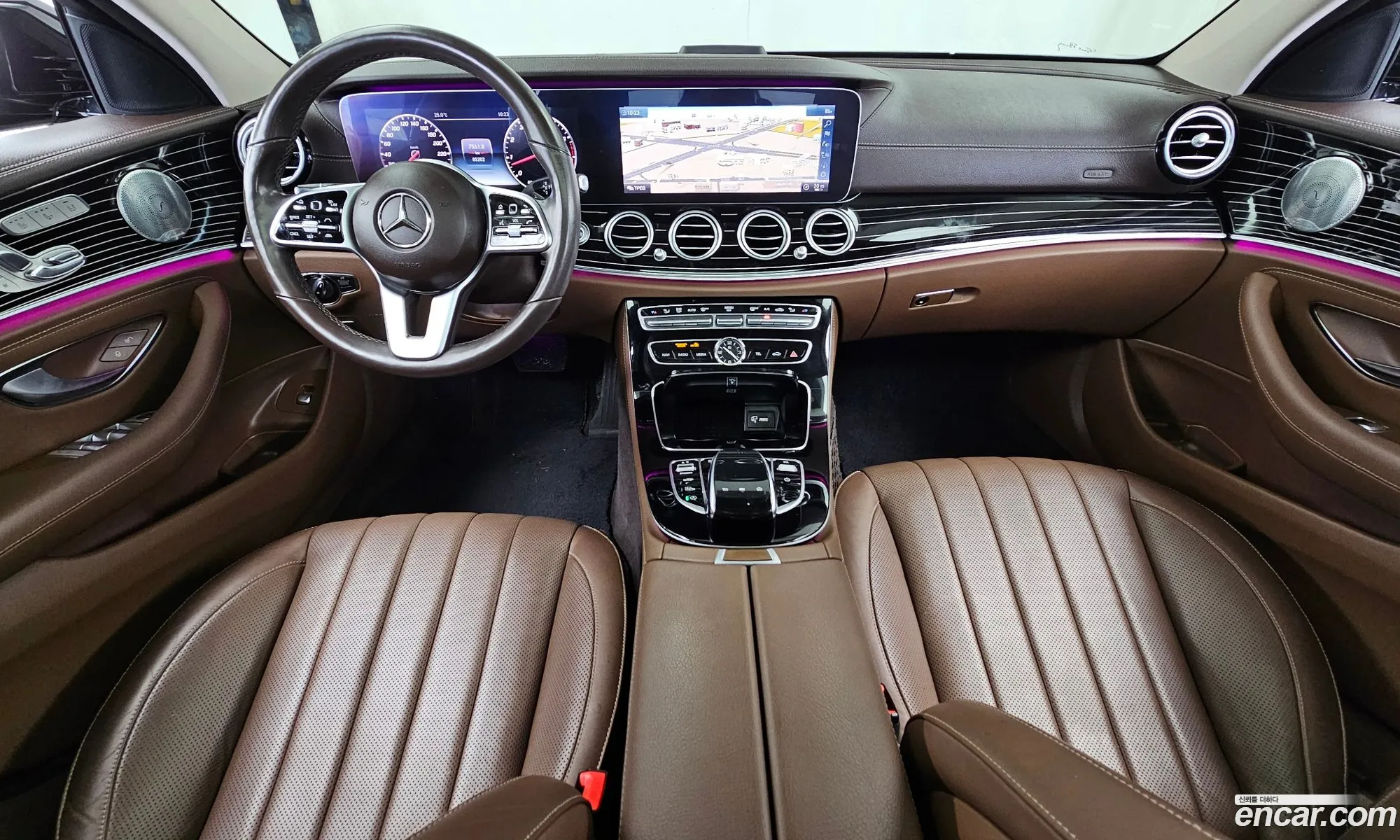 Mercedes-Benz E-Class W213 2019 WDDZF6JB9KA587021 — 35